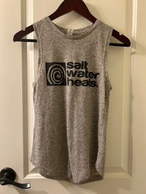 PIMATEE Women's Gray Sleeveless Muscle Tank Salt Water Heals, Sz S